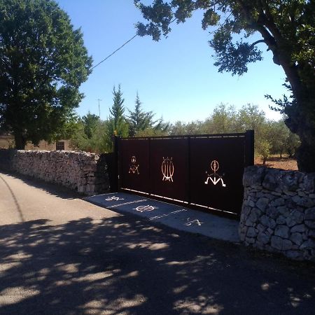 치스테르니노 Trullo Salamina 빌라 외부 사진
