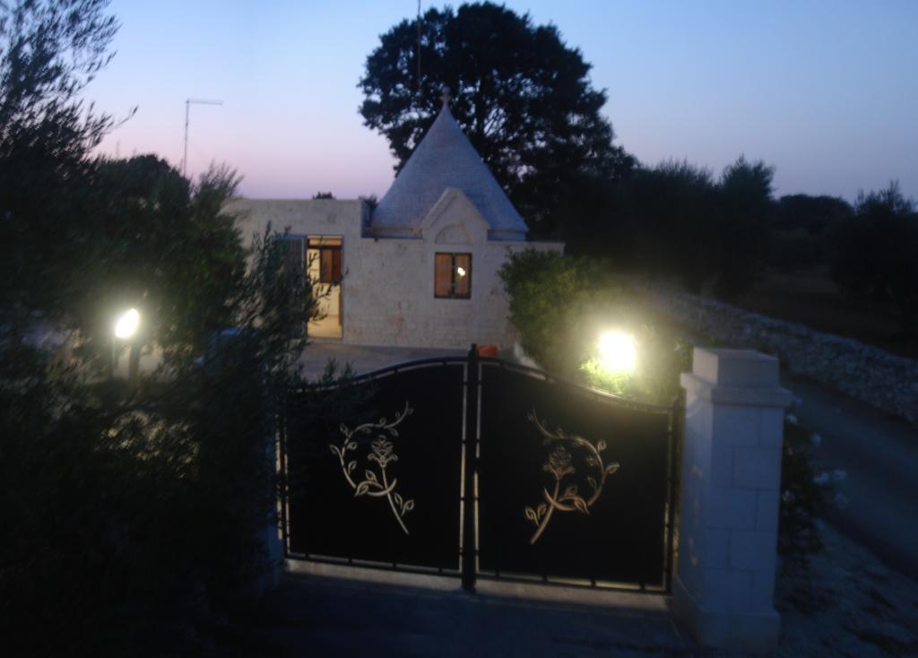 치스테르니노 Trullo Salamina 빌라 외부 사진